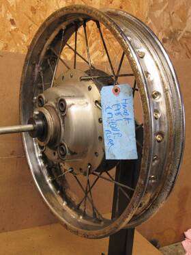 42701-447-671 Honda 1981 Cm400e Rear Wheel Rim