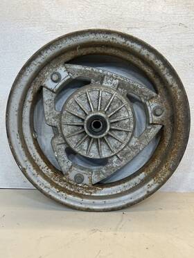 42701-kn7-670 Honda Oem 1986 Elite 150 Delux Ch150d Front Rim Wheel And Hub
