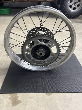 42701-mn1-682 Honda Xr600r Oem Rear Wheel