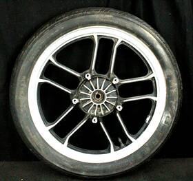 44650-mc8-670 Honda 1982 1983 Ft500 Ascot Front Wheel P3882
