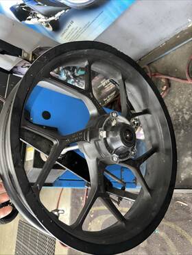 44650-mla Honda 17-24 Rebel 1100 Cmx Front Wheel Oem