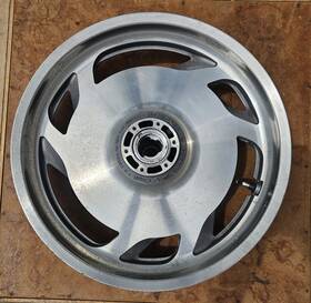 44650-mzo-674 Honda Gl1500c Gl1500ct Valkyrie Stock Front Wheel