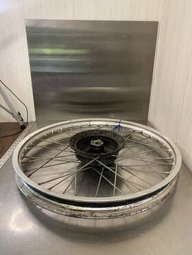 44701-kl4-003 Honda 1987 Xl 250r Front Wheel Rim Assembly 21x1.60