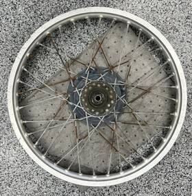 Honda 44701-mc4-003 1982 Xl500 Xl 500 Front Wheel Rim D.i.d Used Oe Pn