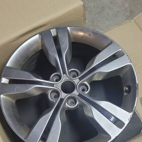 Hyundai 52905 2v250eb Veloster Oem Alloy Wheel Rim - Repaired Crack Professionally Fixed