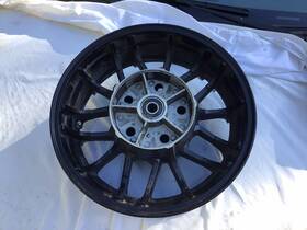 1523501-653 Indian 2020-23 Challenger Black Rear Wheel Rim 16 X 5.0 Excellent 147 Miles