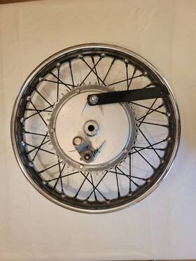 Jones Rim W.m.3.18 Triumph Motorcycle Rear With Brake / 1971 - 1972 T120 650 Wm 3.18