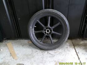 25254178 Kawasaki 1981 Kz750 Kz 750 H Kz750h Front Wheel Rim Tire 100/90-19