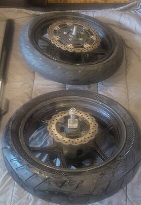 41009-0277 Kawasaki 13 Versys 650 Front And Rear Wheel