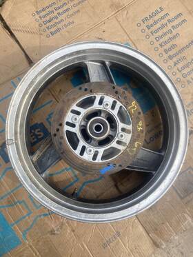 636-zx636 Kawasaki 92 Zx6 Rear Rim Wheel