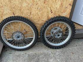 J18x185 Kawasaki 24 Klx 140 Big Wheel Front/rear Rim Hub Sprocket And Disc. Set