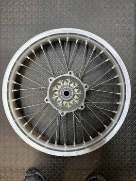 R-1237 Kawasaki 1999-02 Kx250 Kx500 Rear Wheel Assembly 19 X 2.15 Oem Takasago