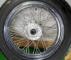 Vn9000 Kawasaki Vulcan 900 Classic Front Wheel And Dunlop D40 4f Tire 130/90 16 Inch 2006