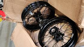 X06n1111-hg-v6 Kke 17 Inch Supermoto Wheels For 2014-2024 Husqvarna Te Fe Fc Ktm 125-530cc 03-2025