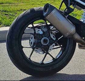 Ktm 6131010114430 1290 Super Duke R Rear Wheel Rim Back Straight Tire Included