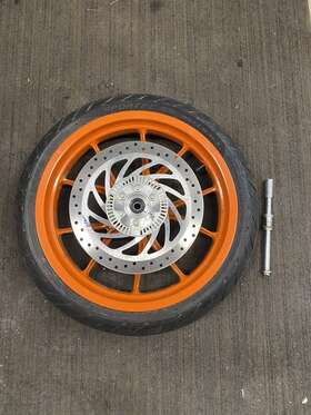 Ktm 9020920104404 Oem 2013-2016 Rc390 Rc 390 2015 Front Wheel Rim With Tire And Disc