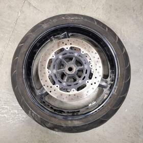 06-5091-01 Michelin 2002 Yamaha Fz1 Front Wheel Rim And Tire - Radial 120/70 Zr 17
