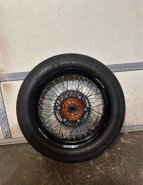 Michelin 086699208118 Warp 9 Elite Complete Supermoto Rear Wheel With Sprocket And Brake Disk