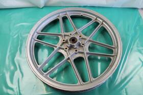 19510300 Moto Guzzi 1980 V50 Ii Front Wheel