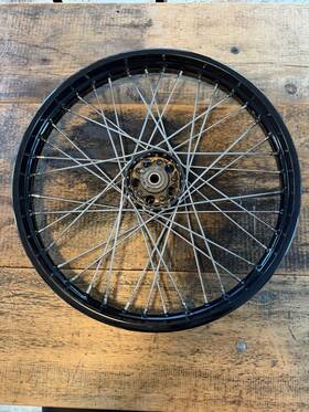 Oem Hd21 21 Inch Harley Star Hub 1.85 Black Wheel Rebuilt