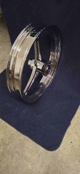 0157-1106k-bch1057 Performance Machine Chrome 21 X 3 1/2 Inch Front Wheel With Matching Brake Rotor