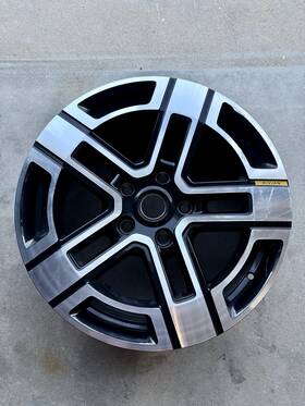 Pt00000740-d-001 Rivian 2022-2024 R1t R1s 20 Inch Wheel Rim Oem Factory