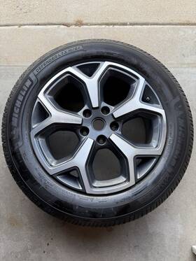 Pt00032822-d Rivian 2022-2024 R1t R1s 21 Inch Aero Road Wheel And Tire Oem Factory