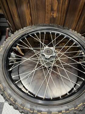 2305203532 Surron Sur Ron Light Bee X Front Tire And Rim Oem 70/100 19 With Hub