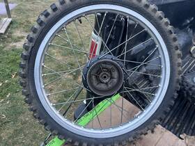 124-234-2300 Suzuki Oem 1978 1/2 Rm250 Rm Pe 250 125 370 Pe250 Front Wheel Takasago 1.60x21