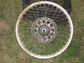 24782 Suzuki Rm 125/250 Front Rim /axle
