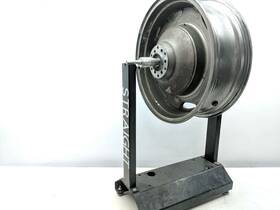 24a-e Suzuki 05 Vl1500 Boulevard C90 Rear Wheel Rim Straight 15x5.00