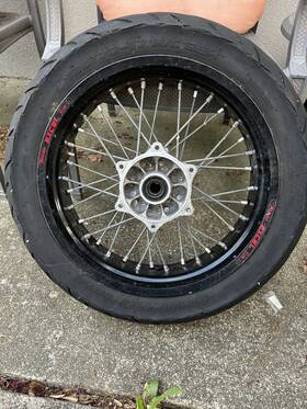 34585322688 Suzuki Drz 17 Inch Wheel And Tire