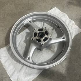54111-15h11-12z Suzuki 2019 17-20 Hayabusa Busa Gsxr1300 Front Wheel Rim 17x3.5 Straight Video
