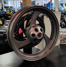 54111-39g00-20h Suzuki Oem 2013-2014 Vz800 Boulevard 800 Front Wheel Assembly 16m/cxmt3.00