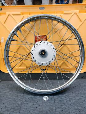 54110-28003 Suzuki 55311-29600 1972-77 Tc125 Front Rim And Hub Assembly #55311-29600 #54110-28003