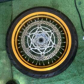 Suzuki 55311-29f11 05-24 Drz-400 Sm Oem Front Wheel Straight Good Tire Rim Spokes Hub
