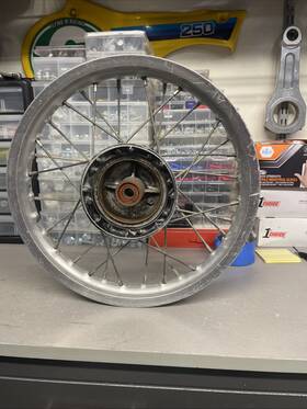 64110-02b10 Suzuki 1986 86-95 Rm80 Rm 80 Rear Wheel With Drum Hub Model G/h/j/k