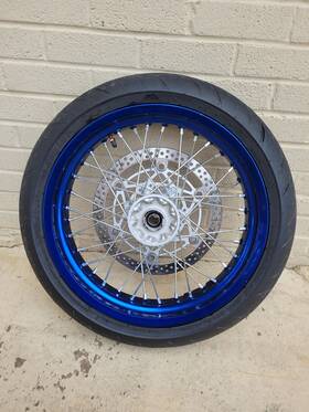65311-29130 Suzuki Drz 400 Supermoto Excel Front Wheel And Dunlop Sportmax Gpr 300f