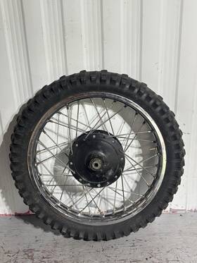 Suzuki 812b Ds80 Oem Front Wheel / Hub 1995 Used Good 14 Inch