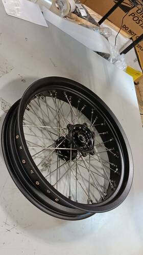 Fw-1735bla-763bla-fbes-1123 Tarazon Ultra Bee 17 Inch Spoke Front Wheel Rim Hub For Sur-ron 23