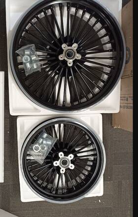 Hd-frw-c3622-1-bla-fb0916s Tarazon 21x3.5 16x3.5 Fat Spoke Wheels For Harley Heritage Softail Classic Flstc Deluxe