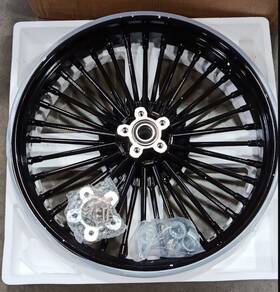 Hd-fw-c362-2-bla-bkcr Tarazon Fat Spoke Front Wheel 21x3.5 For Harley Touring Electra Road Glide 00-07 Used