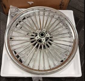 Hd-fw-c362-2-chr-skywave Tarazon 21x3.5 Fat Spoke Front Wheel For Harley Touring Street Electra Glide 00-07 Used