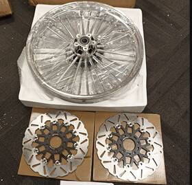 Hd-fw-c365-chr-fw1526bla2 Tarazon 21x3.5 Fat Spoke Front Wheel Rotors For Harley Electra Street Glide 09-23 Used