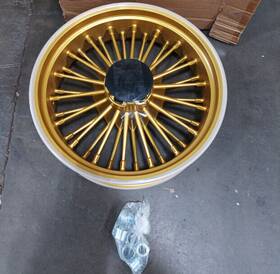 Hd-rw-c361-1-gol-efb-727 Tarazon 18x5.5 36 Fat Spoke Rear Wheel Rim For Harley Dyna Fxdb Fxdl Softail Fatboy Used