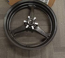Str-cwh-007-bla-efb-0614 Tarazon Cbr600rr 03 04 05 06 For Honda 17 Inch X3.5 Glossy Black Tubeless Front Wheel Rim