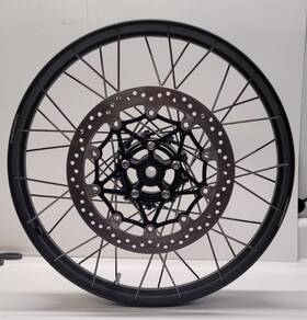 T2000478 Triumph Oem 21 X 2.5 Front Spoked Wheel -