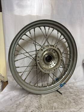 T2004120 Triumph Thunderbird 900 Adventurer Front Wheel Assembly