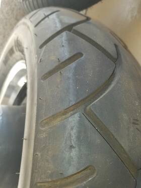 T2015102 Triumph 2006 Speedmaster Rear Wheel And Tire