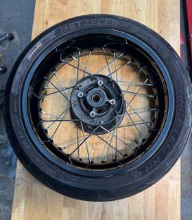 T2019060 Triumph Thruxton Rs Rear Wheel